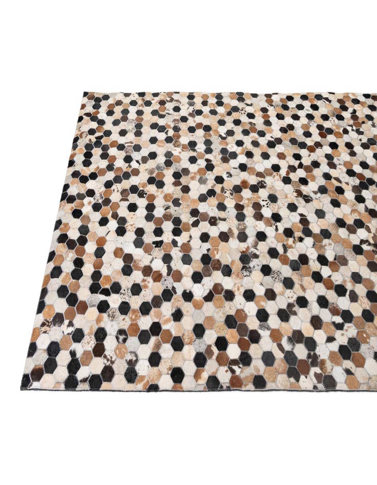 Detail image of 5' 1 x 7' 11 Cowhide - Patchwork Rug