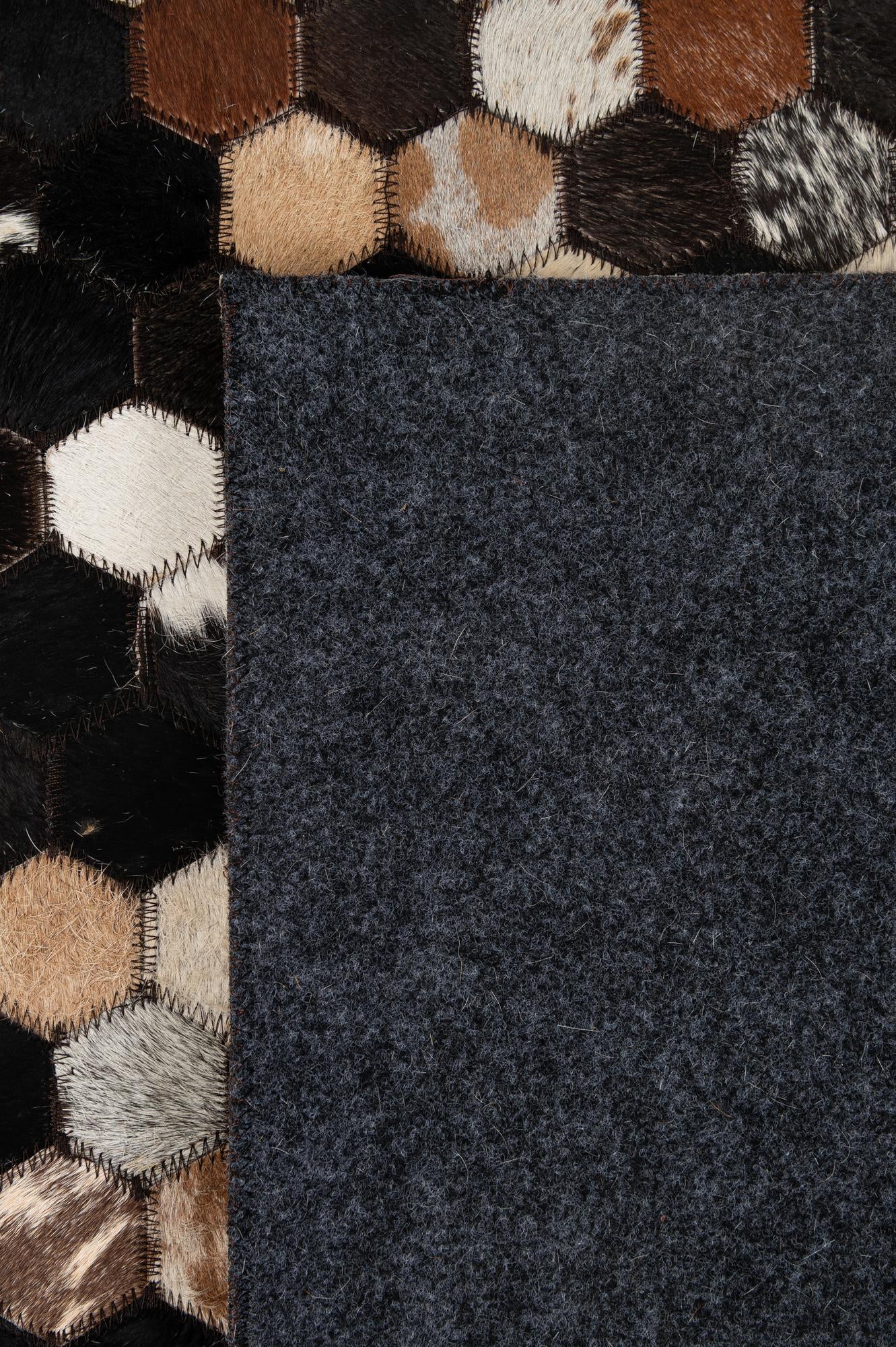 5' 1 x 8' Cowhide - Patchwork Rug