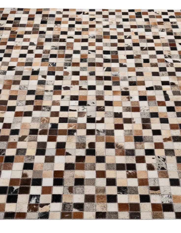 Detail image of 5' x 7' 11 Cowhide - Patchwork Rug