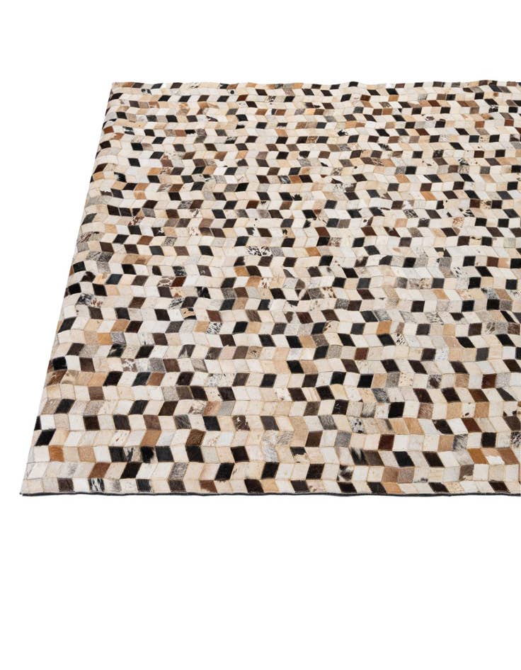 Detail image of 5' x 7' 11 Cowhide - Patchwork Rug