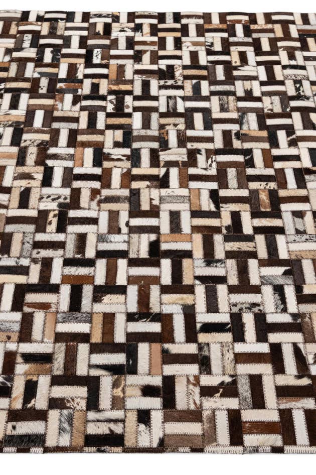 Detail image of 5' 2 x 7' 11 Cowhide - Patchwork Rug