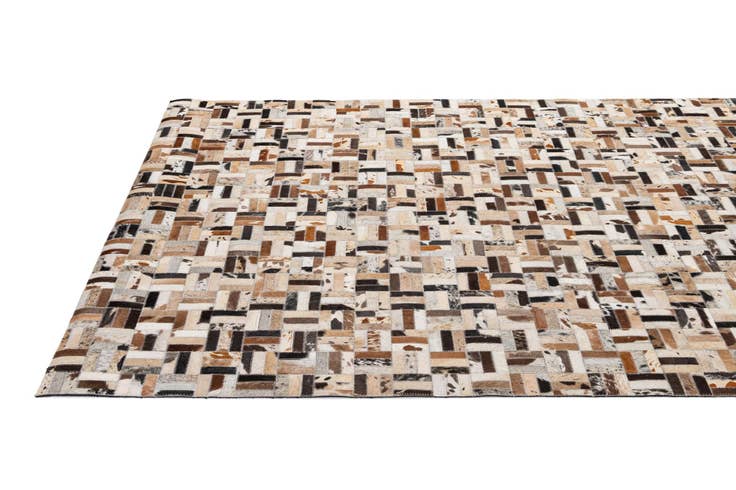 Detail image of 5' x 7' 11 Cowhide - Patchwork Rug