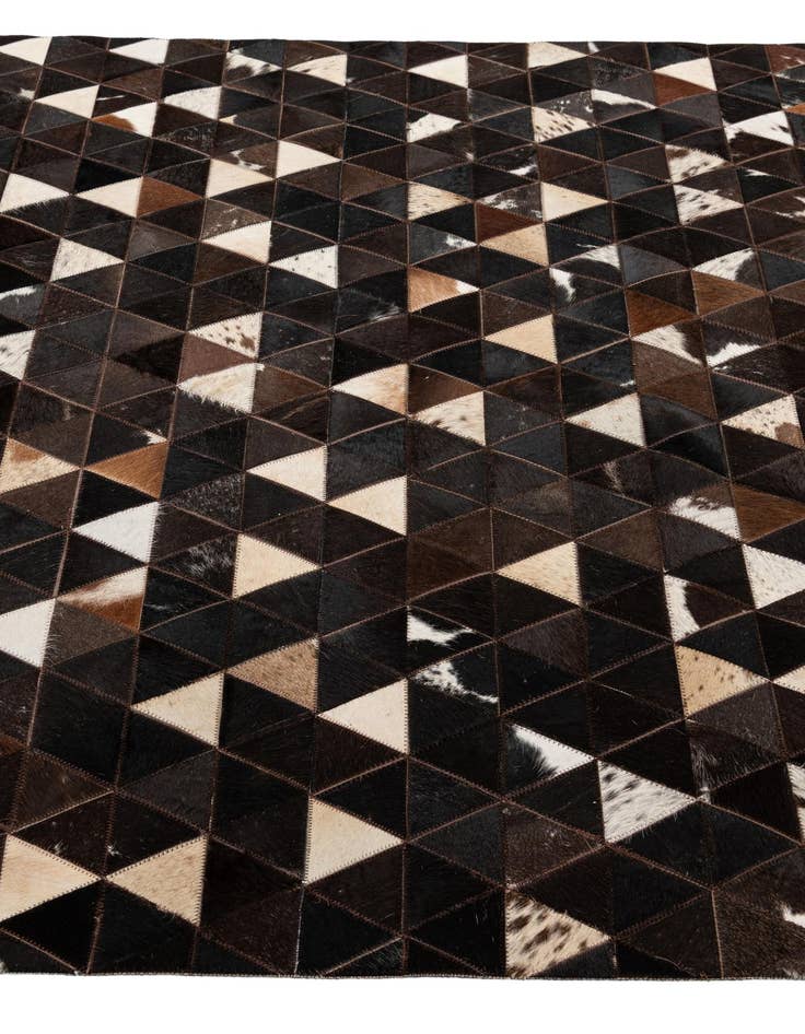 Detail image of 5' 1 x 7' 11 Cowhide - Patchwork Rug