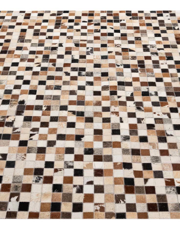 Detail image of 5' x 7' 11 Cowhide - Patchwork Rug
