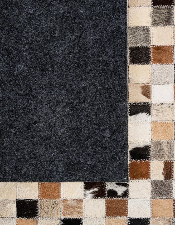 Detail image of 5' x 7' 11 Cowhide - Patchwork Rug