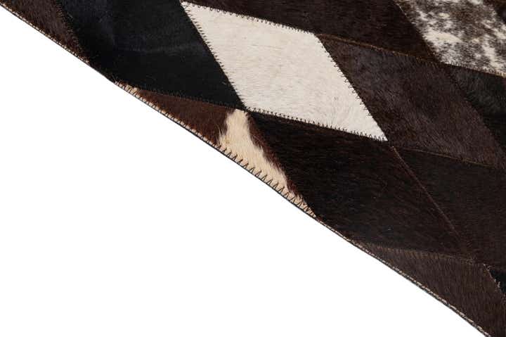 5' 9 x 8' Cowhide - Patchwork Rug