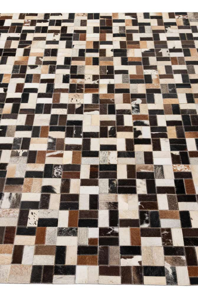 5' 1 x 8' Cowhide - Patchwork Rug