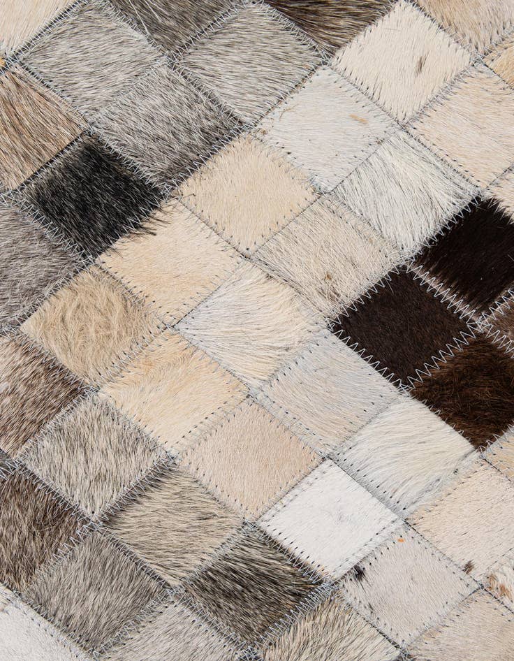 Detail image of 5' x 8' Cowhide - Patchwork Rug