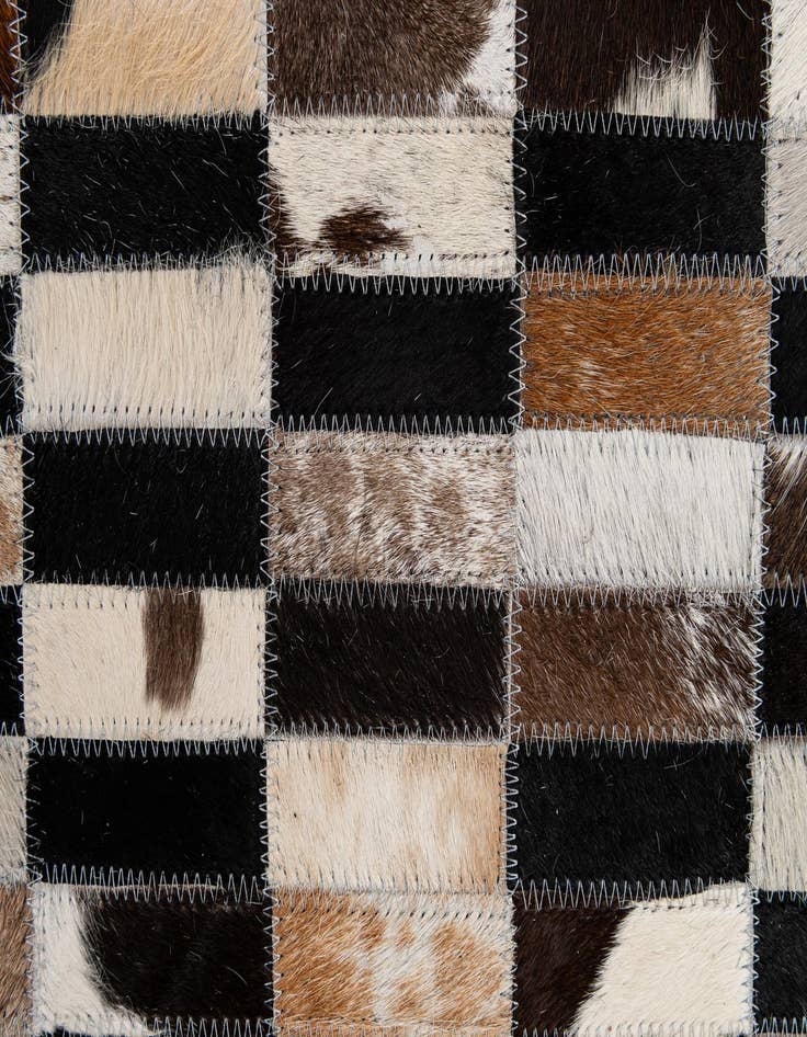 Detail image of 5' 3 x 8' Cowhide - Patchwork Rug