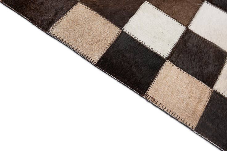 Detail image of 5' x 8' 1 Cowhide - Patchwork Rug