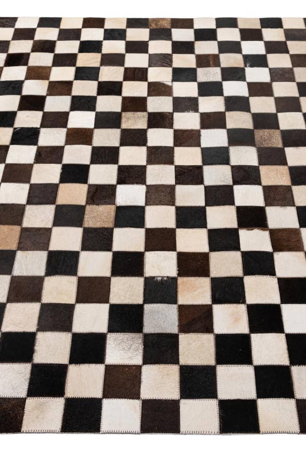 Detail image of 5' x 8' 1 Cowhide - Patchwork Rug