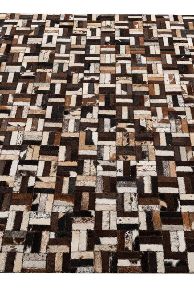 Detail image of 4' 11 x 7' 10 Cowhide - Patchwork Rug