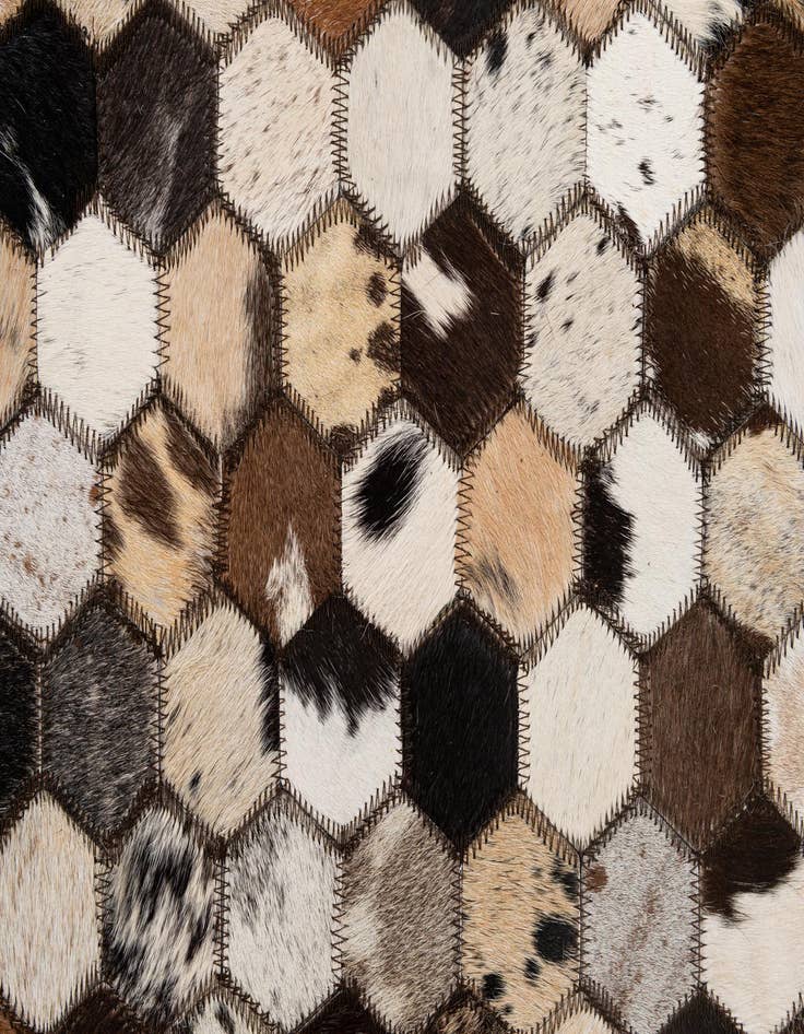 Detail image of 5' 1 x 7' 11 Cowhide - Patchwork Rug