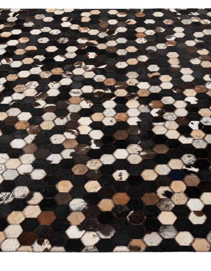 Detail image of 5' x 7' 11 Cowhide - Patchwork Rug