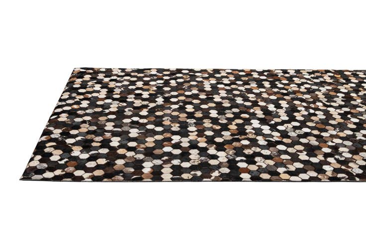 Detail image of 5' 1 x 7' 11 Cowhide - Patchwork Rug