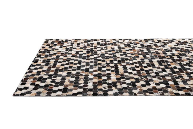 Detail image of 5' 1 x 8' Cowhide - Patchwork Rug