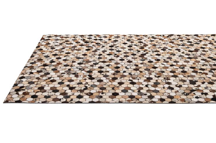 Detail image of 5' 1 x 7' 11 Cowhide - Patchwork Rug