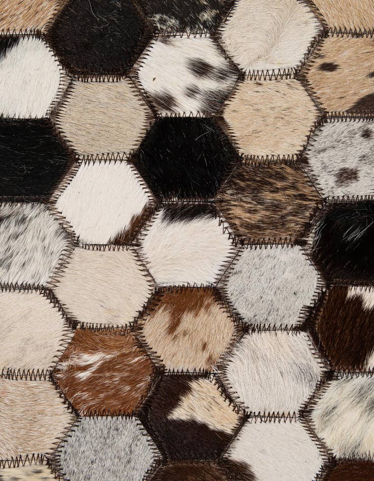 Detail image of 5' x 7' 11 Cowhide - Patchwork Rug