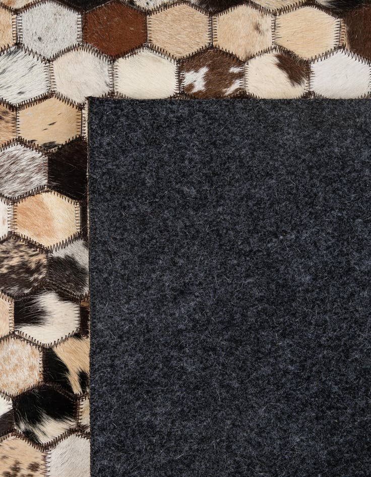 Detail image of 5' x 7' 11 Cowhide - Patchwork Rug