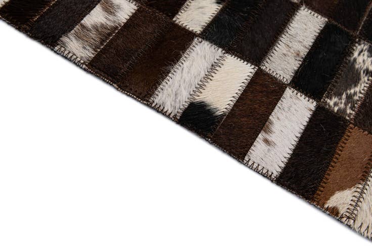 Detail image of 5' x 8' Cowhide - Patchwork Rug