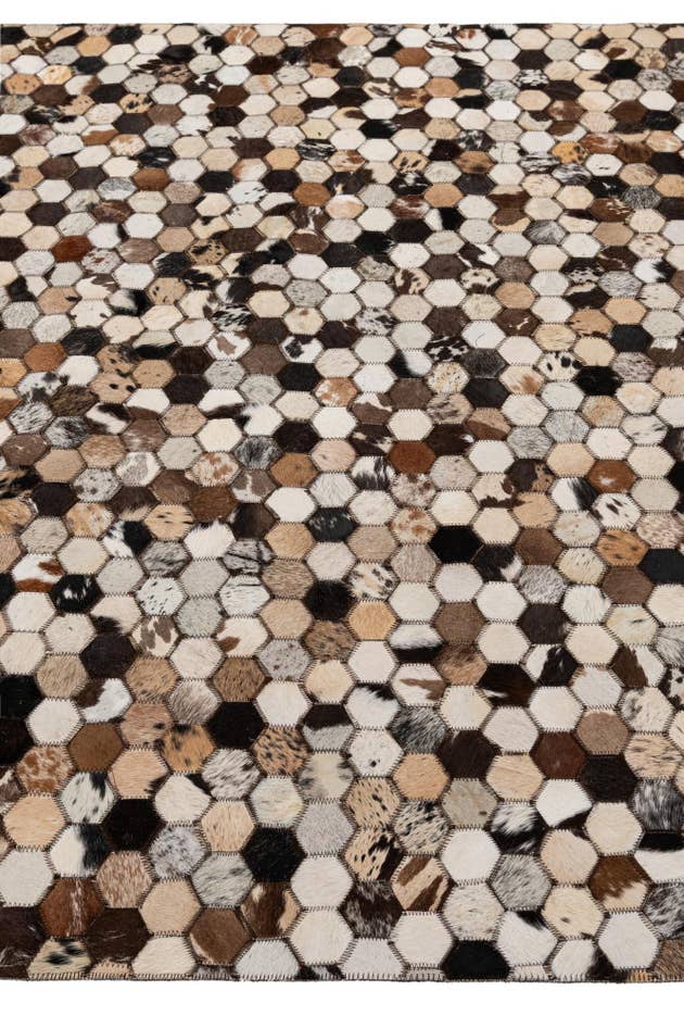 Detail image of 5' x 7' 10 Cowhide - Patchwork Rug
