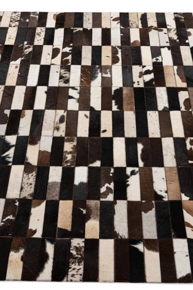 Detail image of 4' 11 x 8' Cowhide - Patchwork Rug