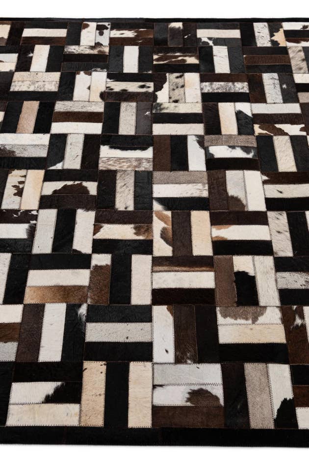 Detail image of 5' 2 x 8' Cowhide - Patchwork Rug