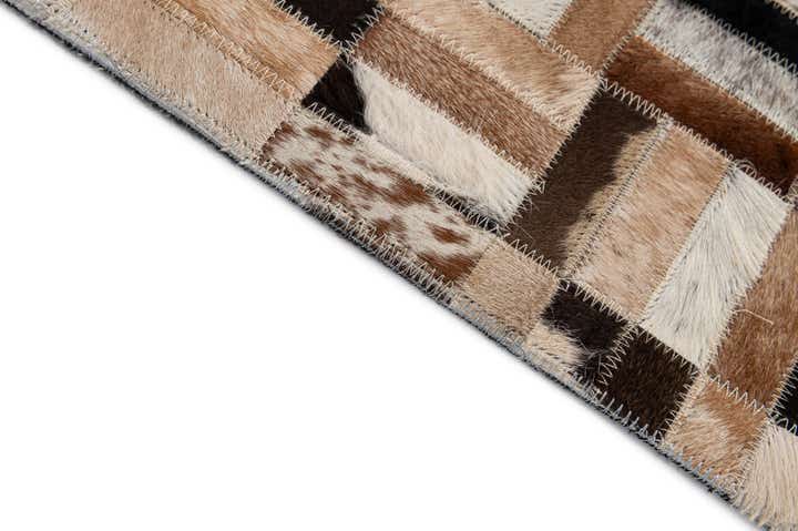 5' 1 x 8' Cowhide - Patchwork Rug