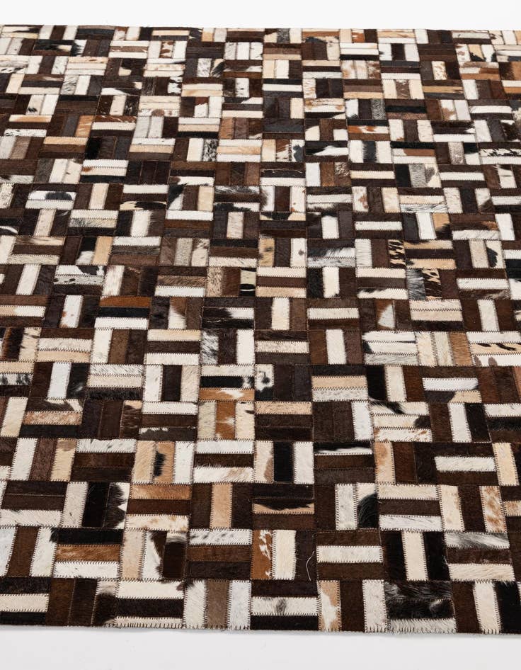 Detail image of 4' 11 x 7' 11 Cowhide - Patchwork Rug