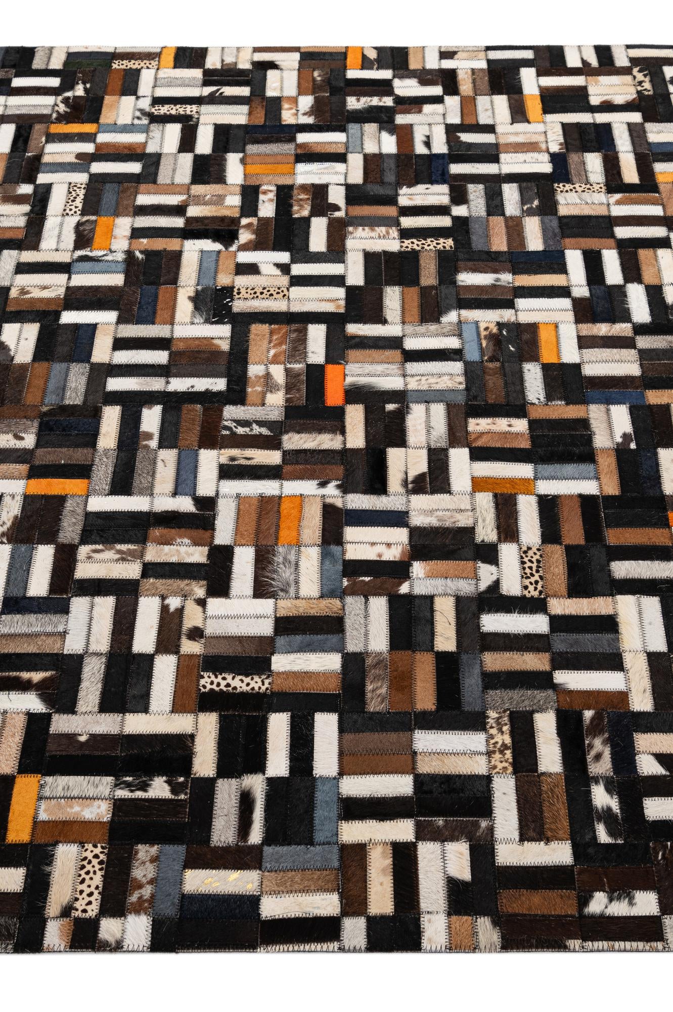 5' 1 x 8' Cowhide - Patchwork Rug