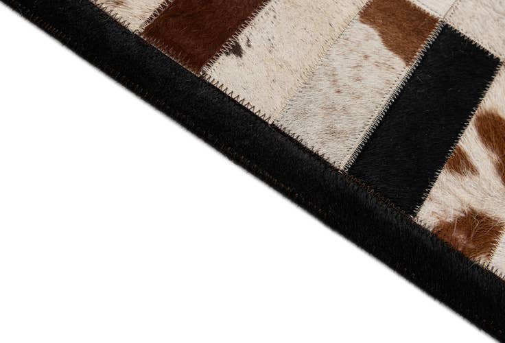 Detail image of 5' 2 x 7' 11 Cowhide - Patchwork Rug