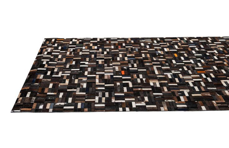 Detail image of 5' 1 x 8' 1 Cowhide - Patchwork Rug