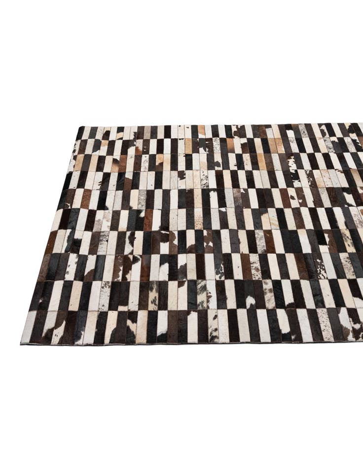 Detail image of 4' 11 x 7' 11 Cowhide - Patchwork Rug