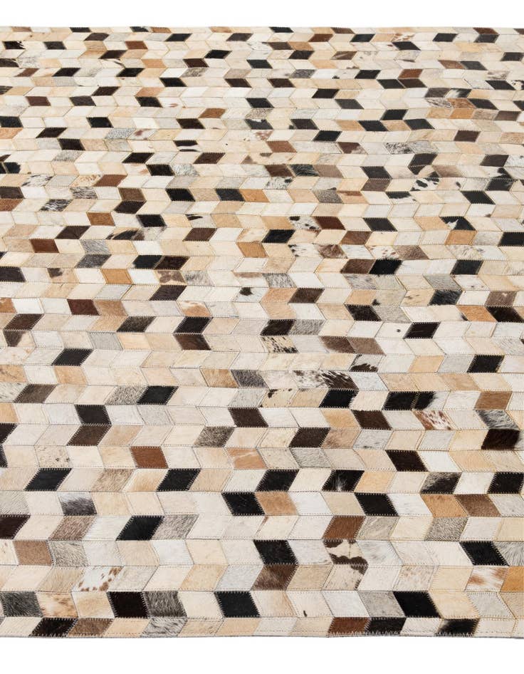 Detail image of 5' x 7' 11 Cowhide - Patchwork Rug