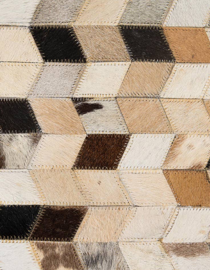 Detail image of 5' x 7' 11 Cowhide - Patchwork Rug