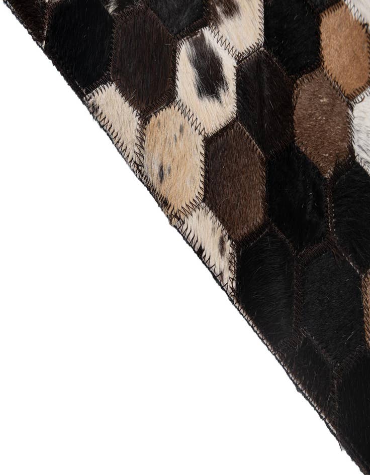 Detail image of 5' 1 x 7' 11 Cowhide - Patchwork Rug