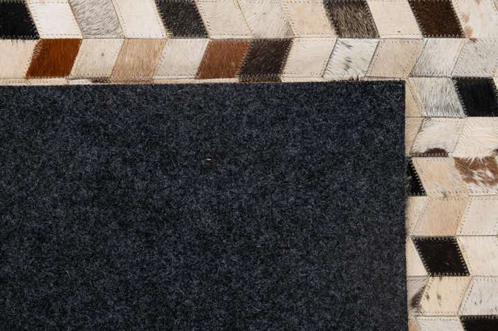 5' x 7' 11 Cowhide - Patchwork Rug