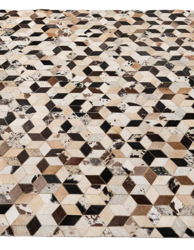 Detail image of 5' 1 x 7' 10 Cowhide - Patchwork Rug