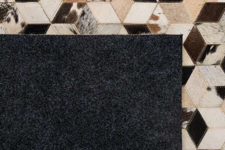 5' 1 x 7' 10 Cowhide - Patchwork Rug