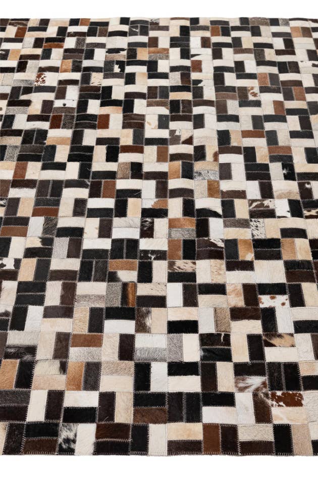 Detail image of 5' x 8' Cowhide - Patchwork Rug