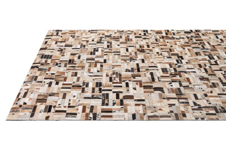 Detail image of 5' x 7' 11 Cowhide - Patchwork Rug