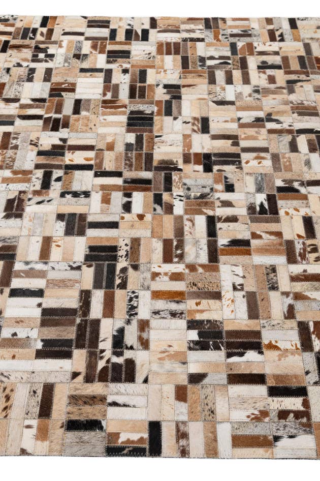 Detail image of 5' x 8' Cowhide - Patchwork Rug