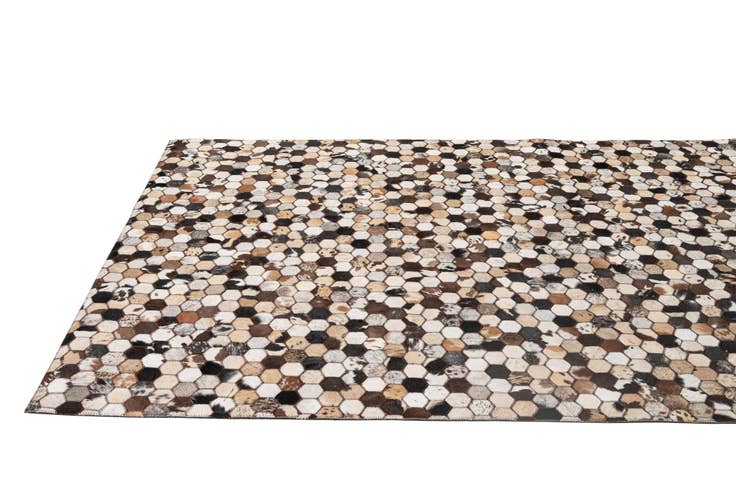 Detail image of 5' x 7' 10 Cowhide - Patchwork Rug