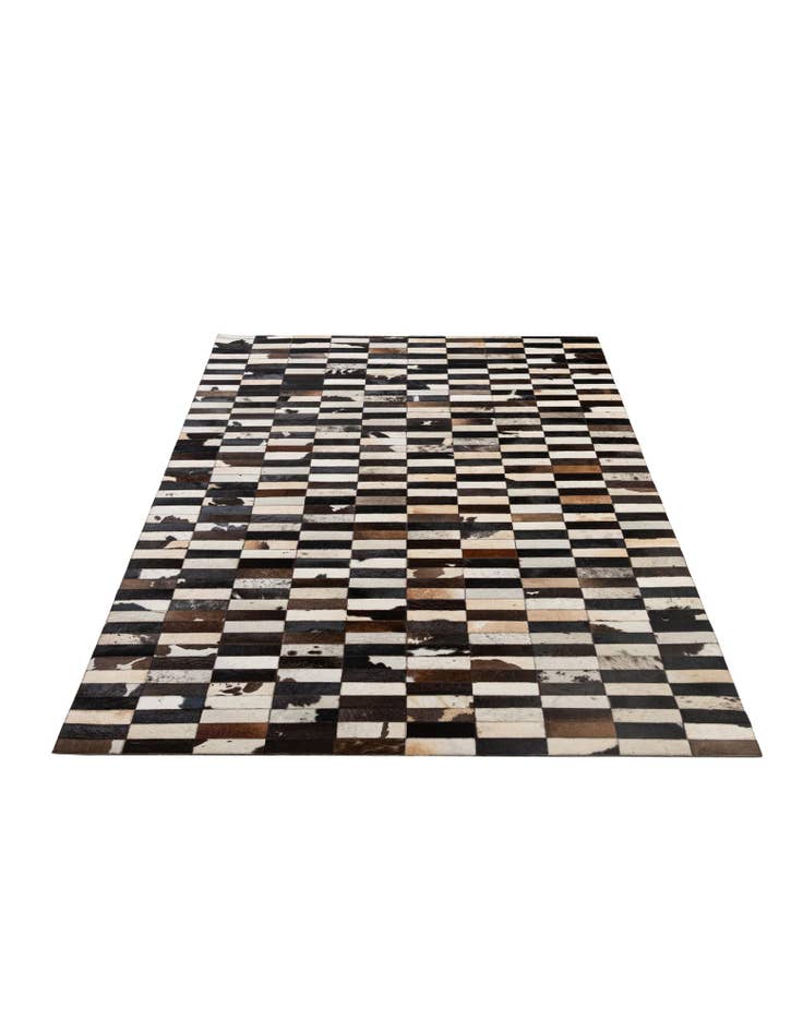 Detail image of 5' x 8' 1 Cowhide - Patchwork Rug