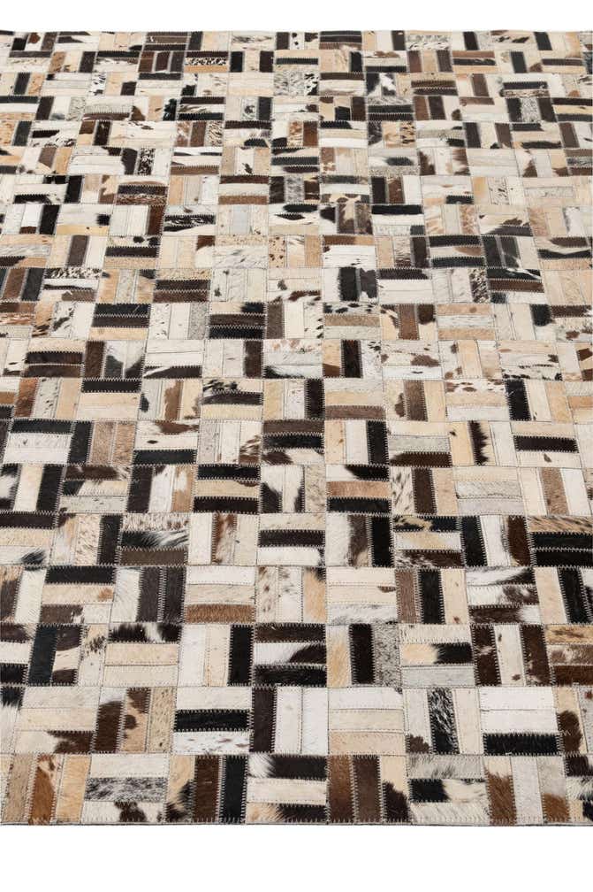 5' 1 x 8' Cowhide - Patchwork Rug