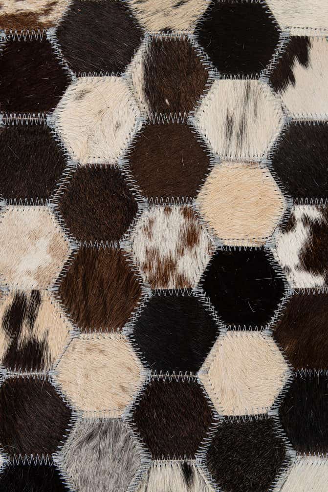 5' 1 x 8' Cowhide - Patchwork Rug