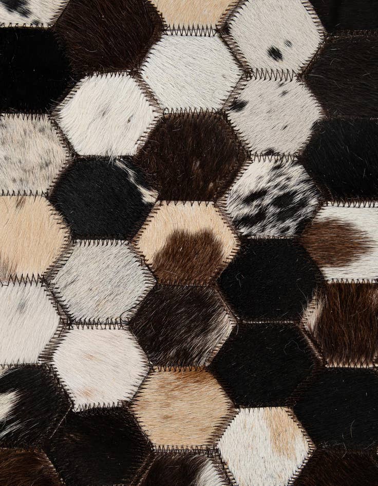 Detail image of 5' 2 x 8' Cowhide - Patchwork Rug