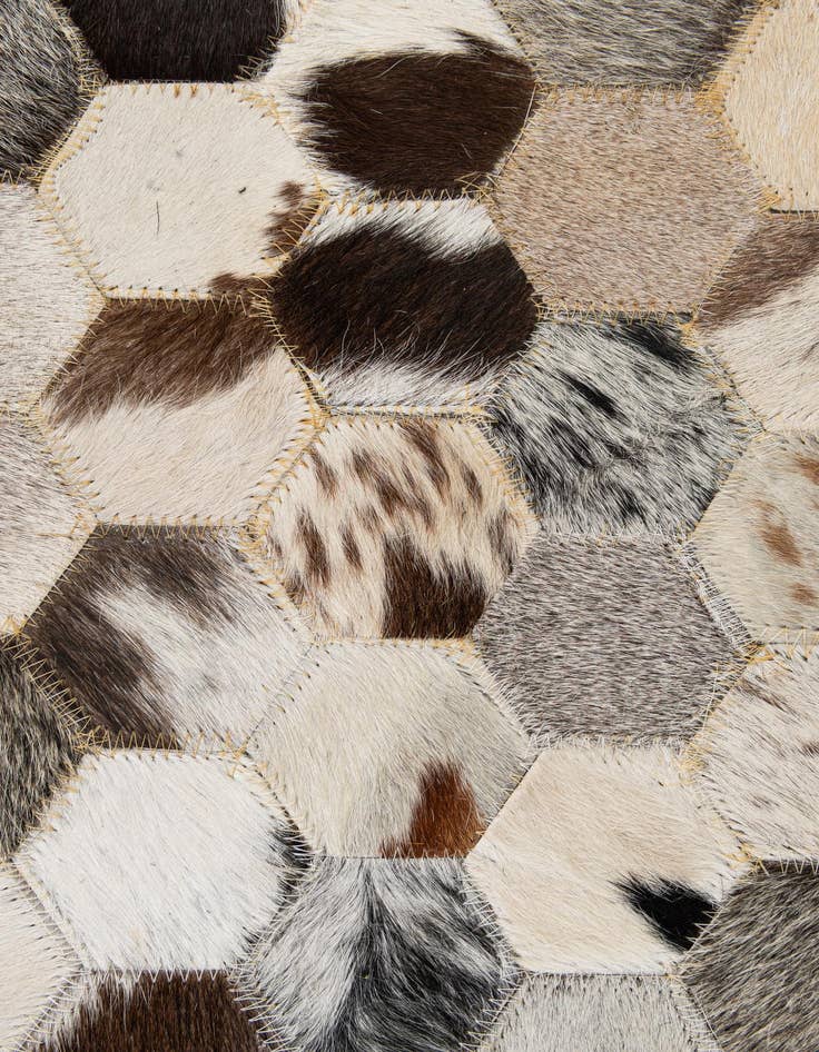 Detail image of 5' x 7' 11 Cowhide - Patchwork Rug