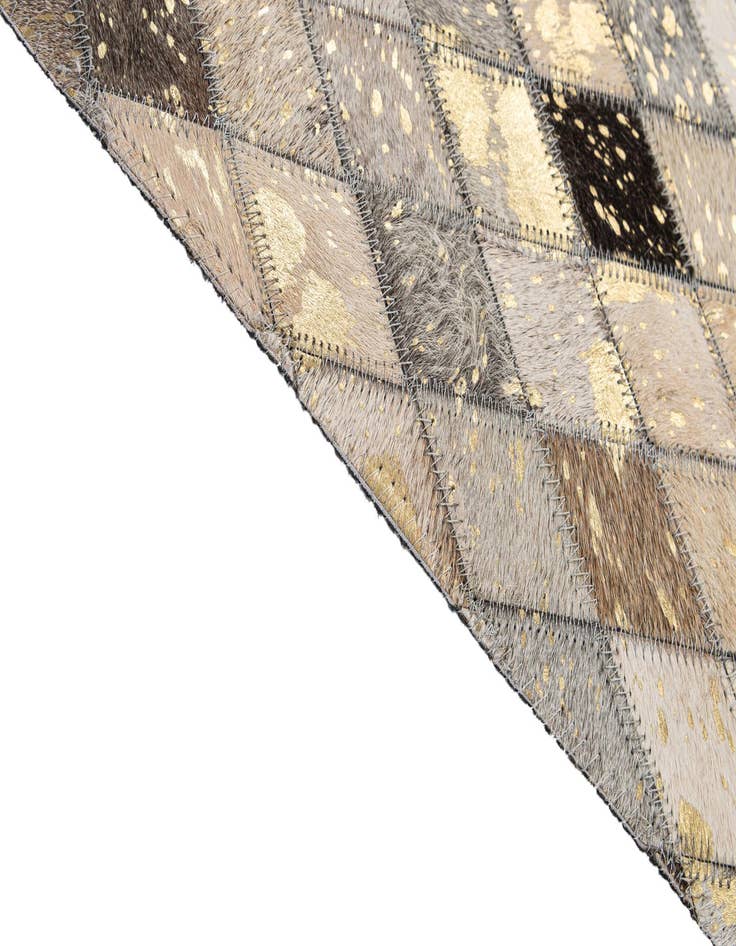 Detail image of 5' 1 x 7' 9 Cowhide - Patchwork Rug