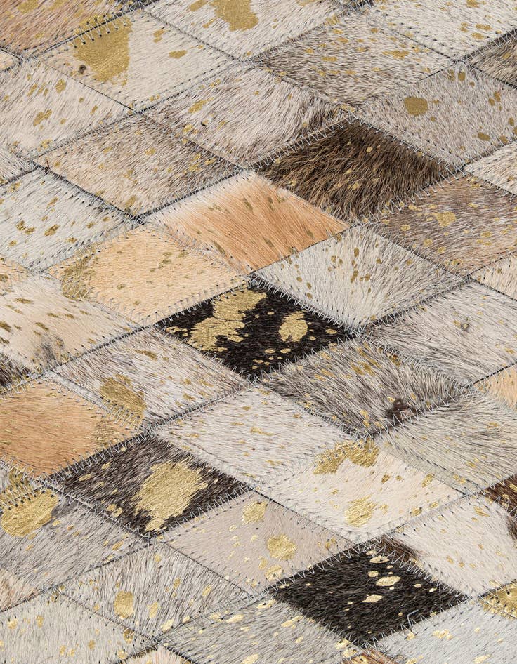 Detail image of 5' 1 x 7' 9 Cowhide - Patchwork Rug